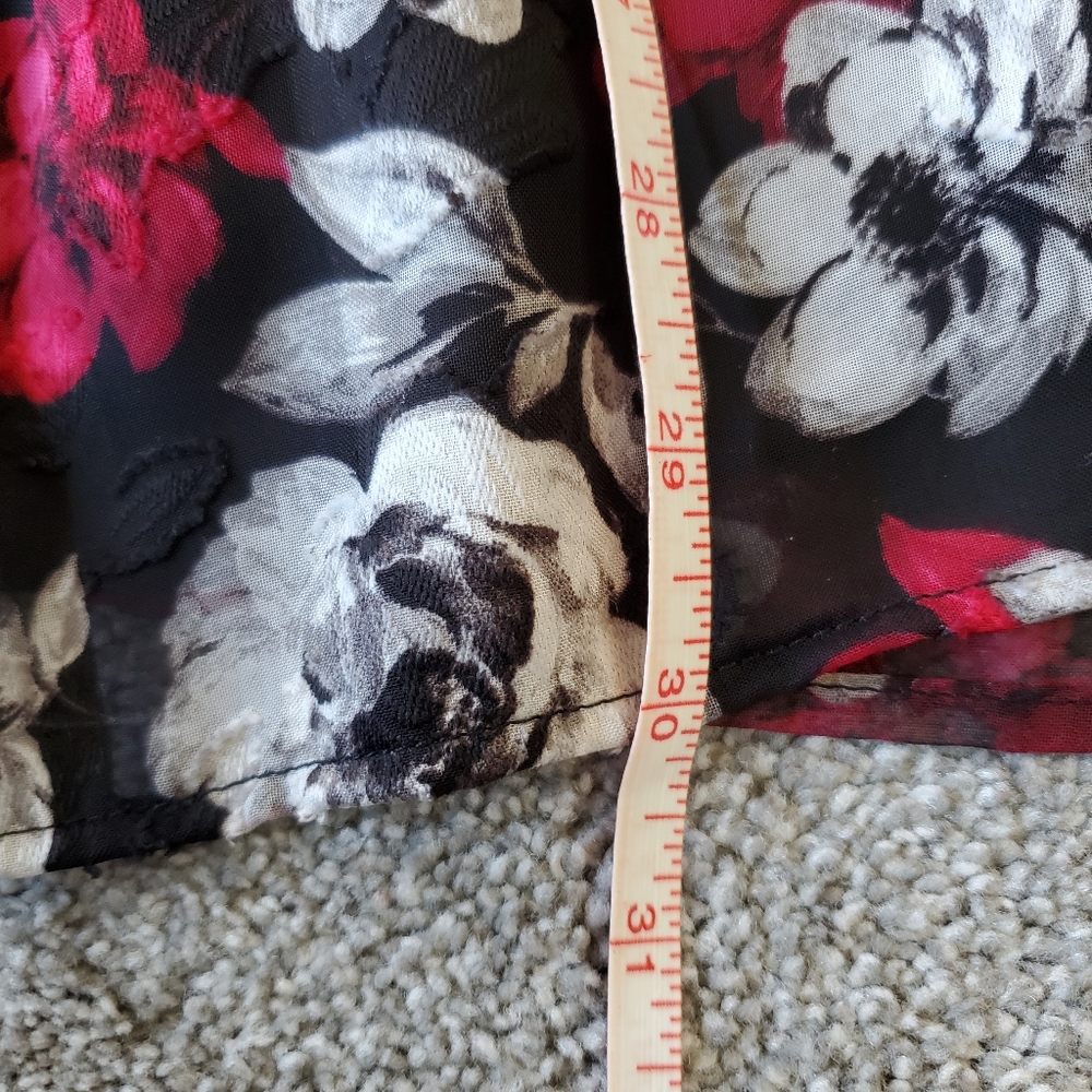 Torrid plus floral v neck blouson long sleeves peplum top, 5XL, blac… - Picture 12 of 14